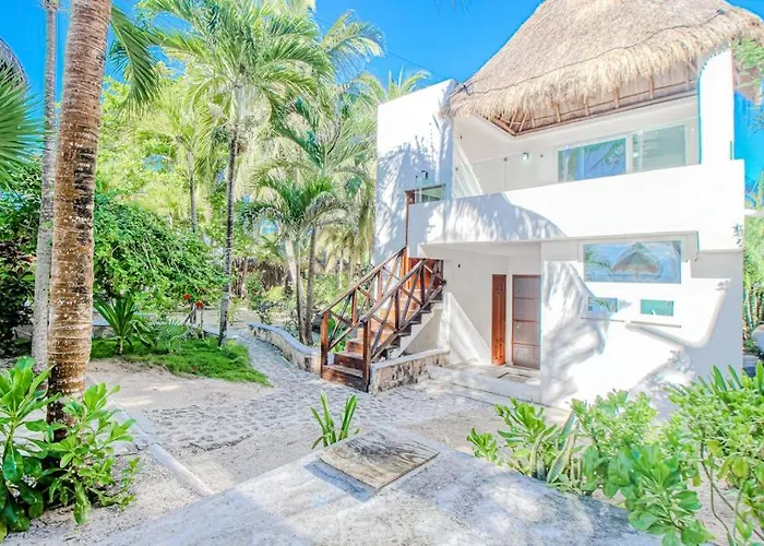 Oceanfront With Access Pool Balconies & Waterfront Hammocks - Sol Hébergement de vacances